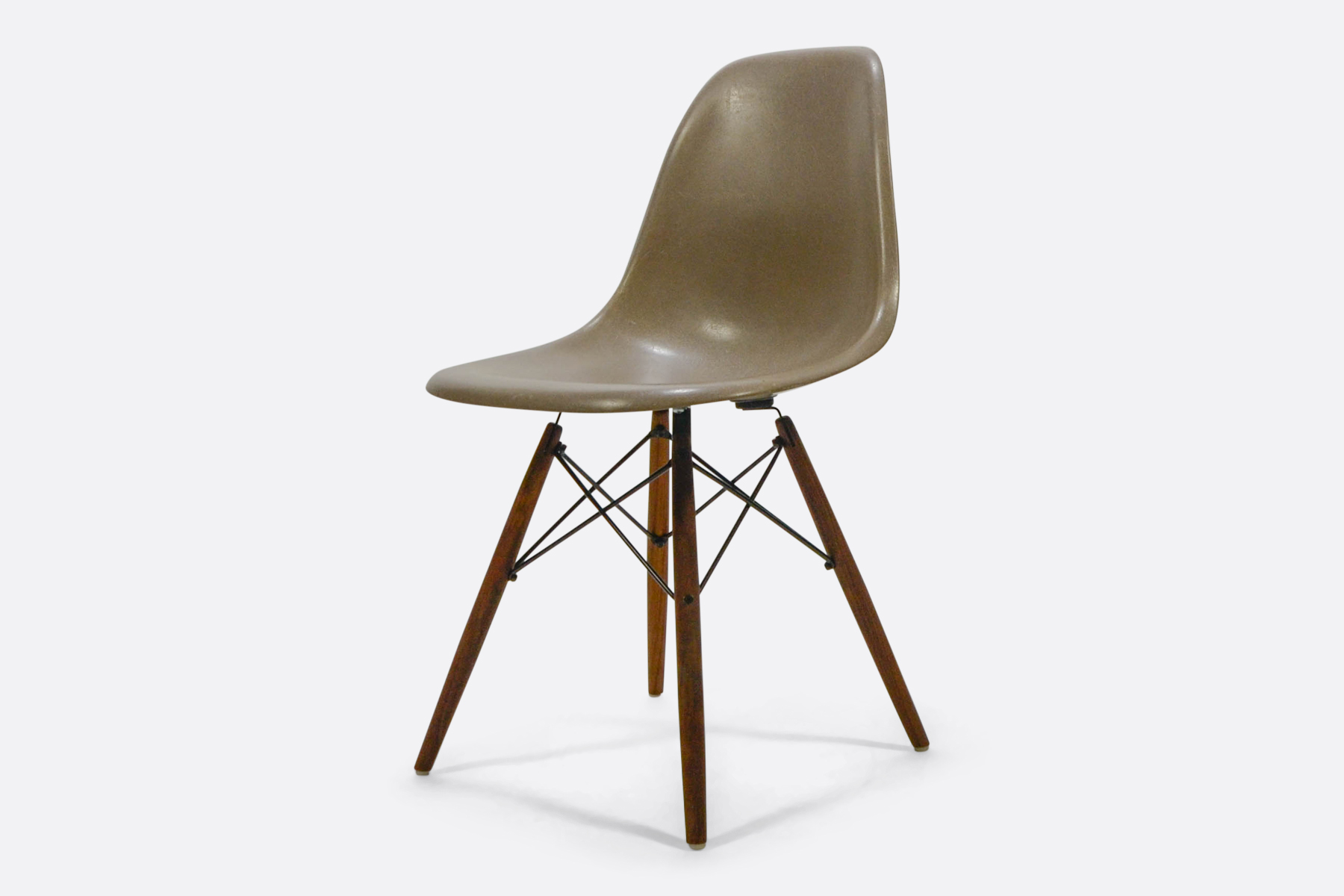 Eames DSW - Greige2