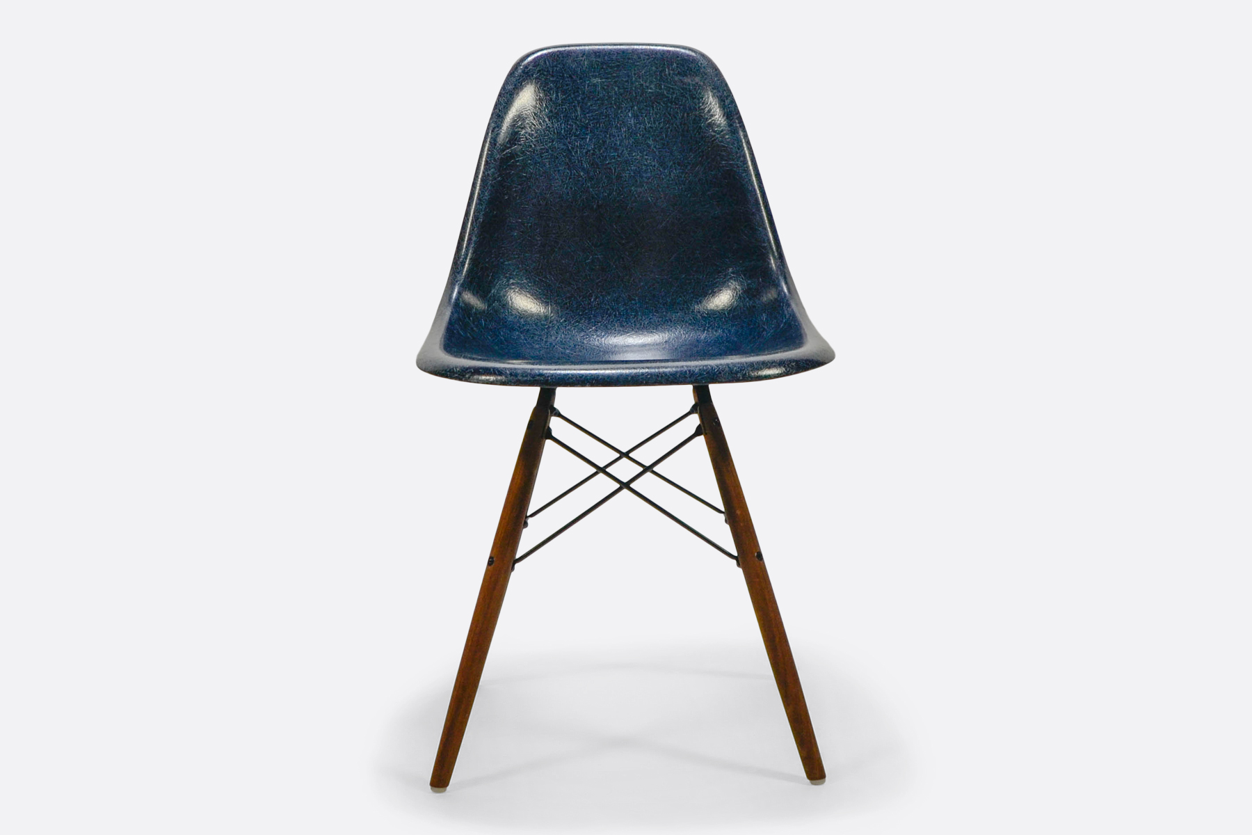 Eames DSW - Marine 1