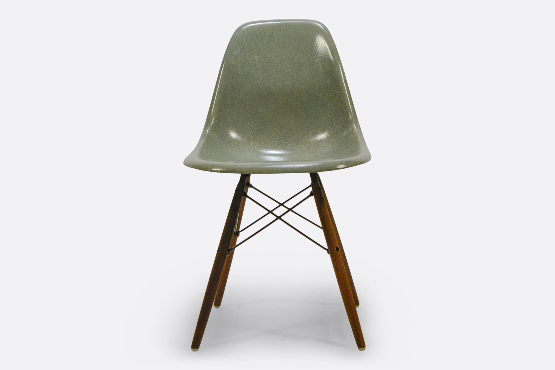 Eames DSW - Seafoam Green1