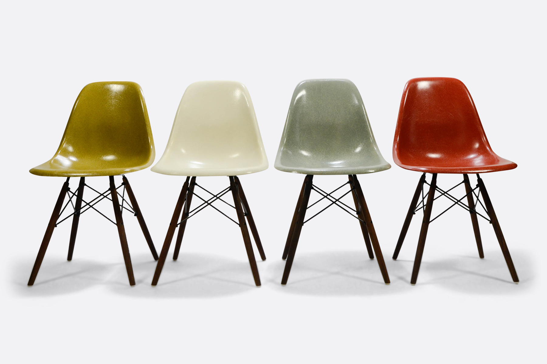 Eames DSW set of 4 Mustard - Off White - Seafoam Green - Terracotta1