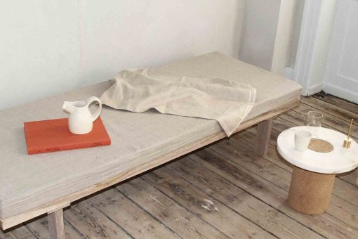 FRAMA Daybed_Front