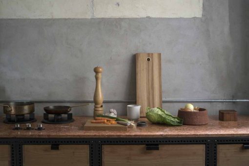 Frama cutting board form 1 context