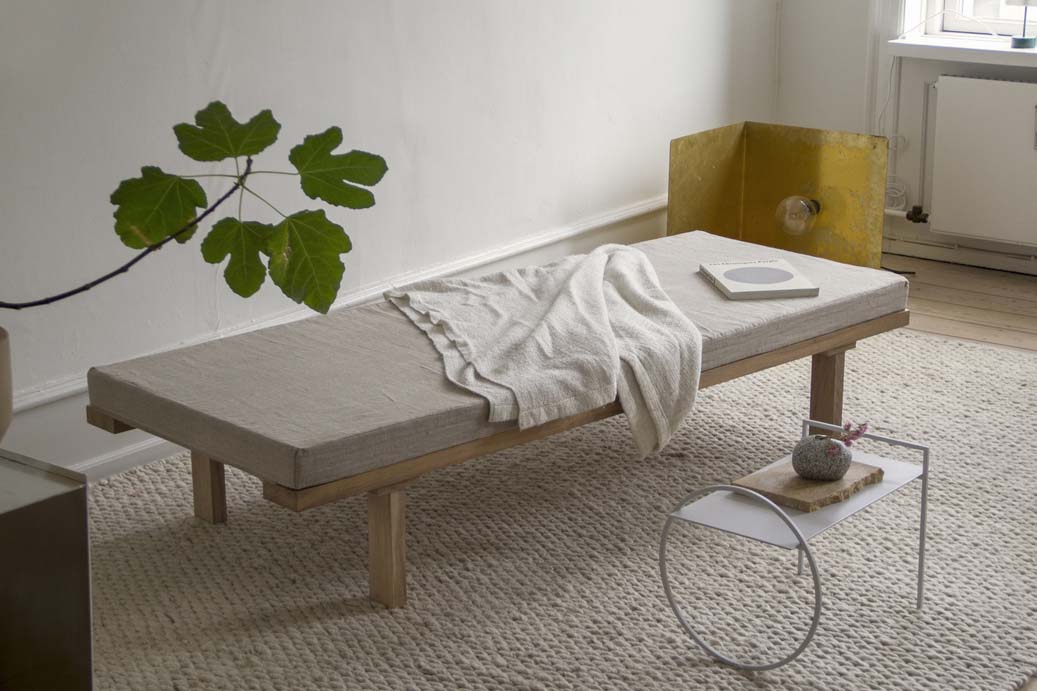 FRAMA KR-180 Daybed_Apartment 2