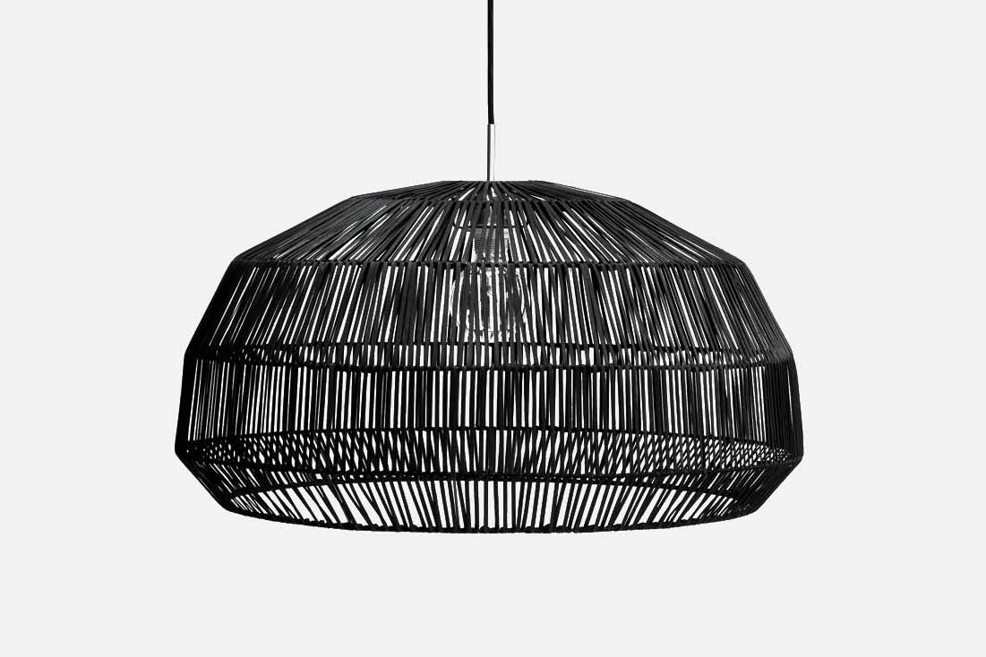 ay-illuminate-hanglamp-nama-1-black-rotan-