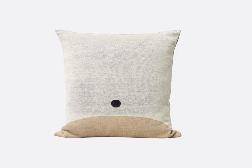 F&R_aymara-cushion-pattern-cream-52x52cm_front