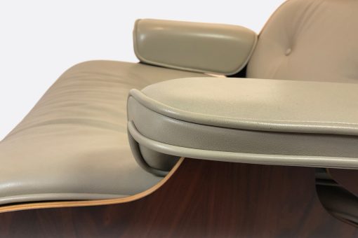 Eames Vintage Lounge chair XL