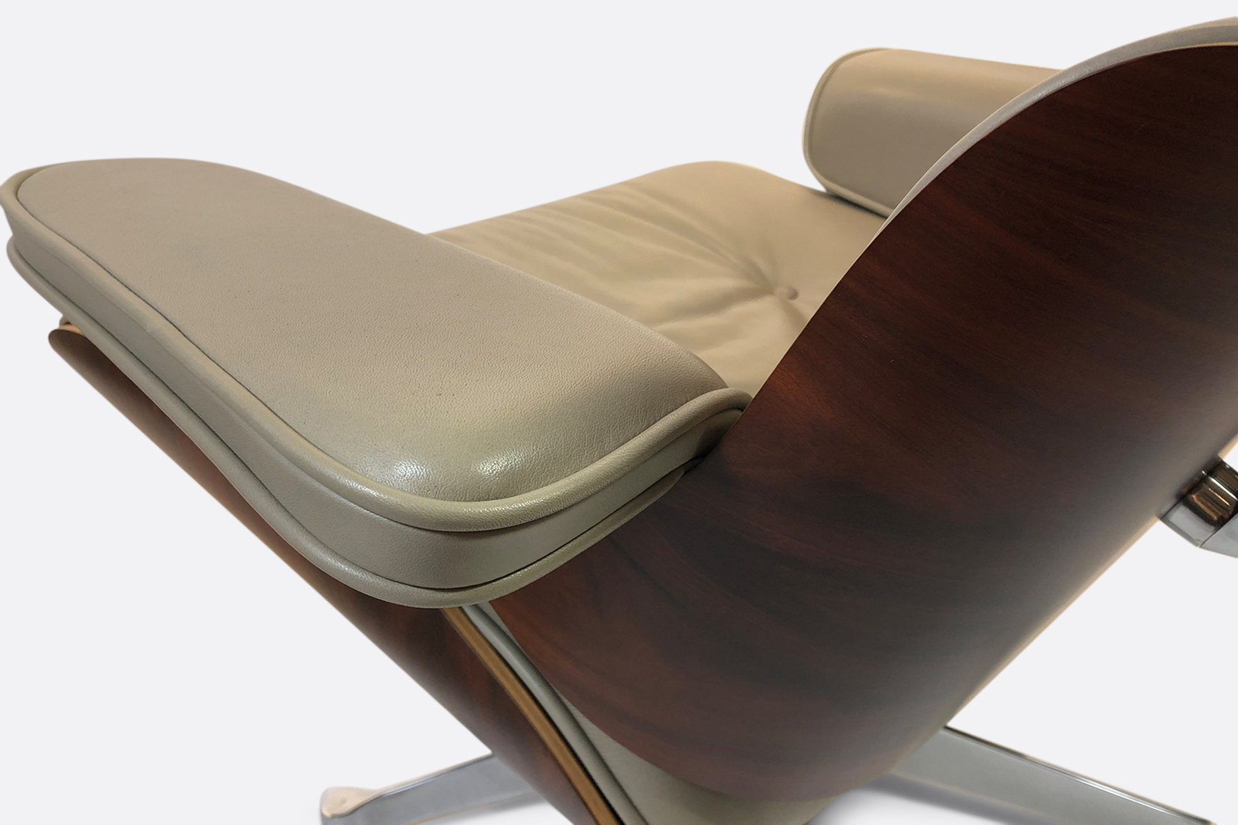 Eames Vintage Lounge chair XL