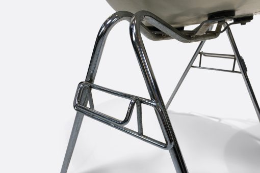 Vintage Eames Chairs Stackingbase
